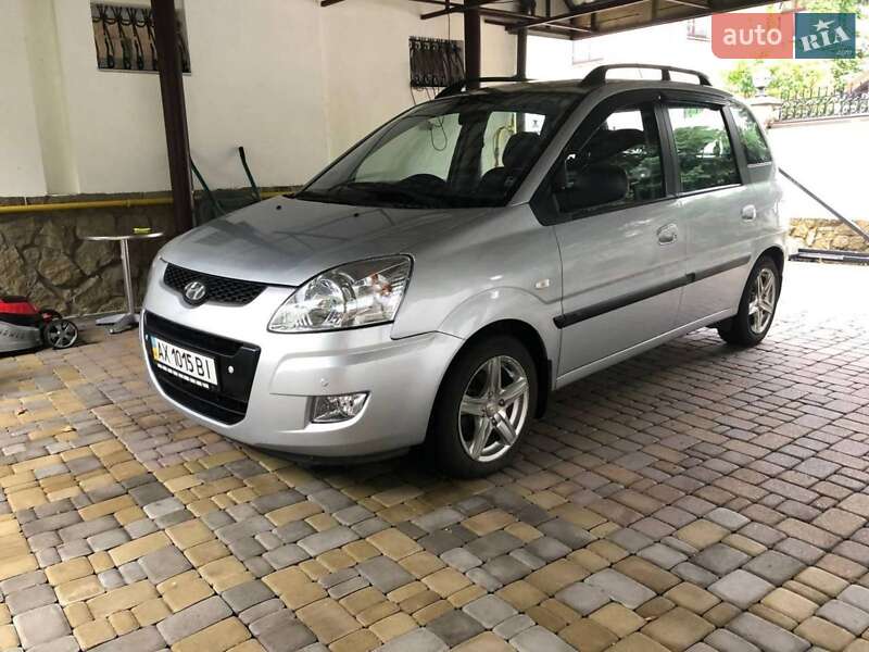Hyundai Matrix (2008)