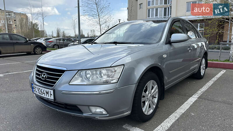 Hyundai Sonata (2008)