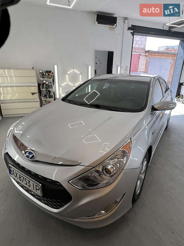 Hyundai Sonata (2014)