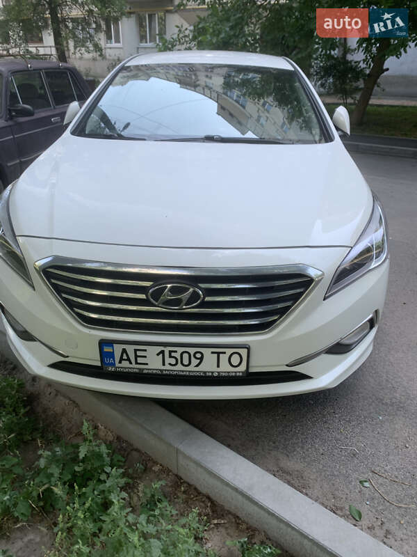 Hyundai Sonata (2016)