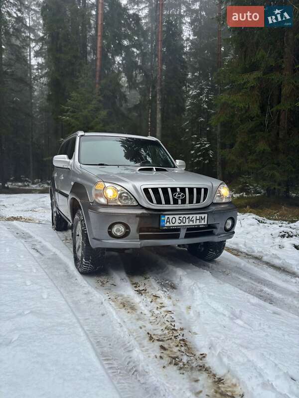 Hyundai Terracan (2002)