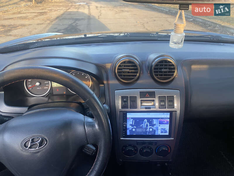 Hyundai Tiburon (2004)