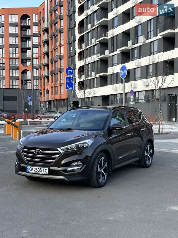 Hyundai Tucson (2016)
