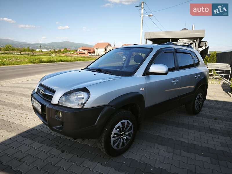 Hyundai Tucson (2011)