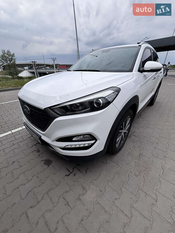 Hyundai Tucson (2016)