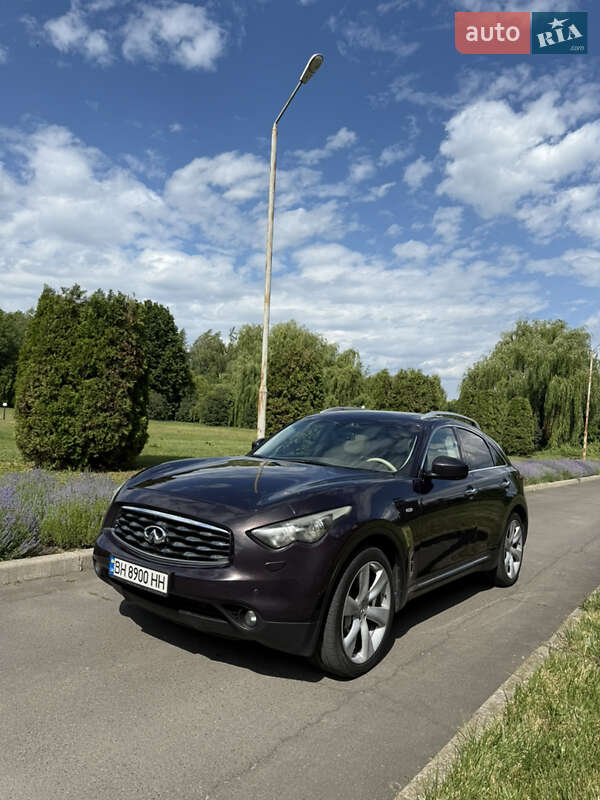 Infiniti Fx 30 (2011)