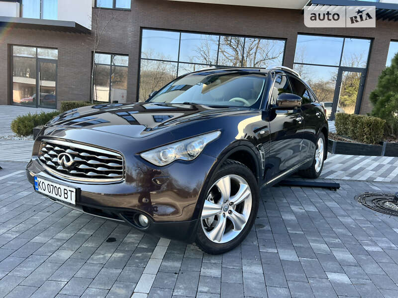 Infiniti Fx37 (2011)