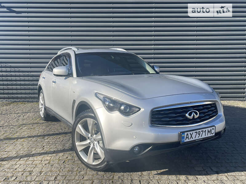 Infiniti Fx37 (2010)