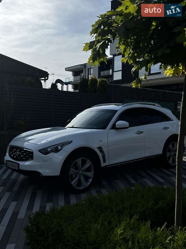 Infiniti Fx 37 (2011)