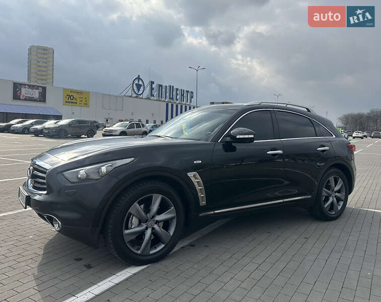 Infiniti Fx 37 (2011)