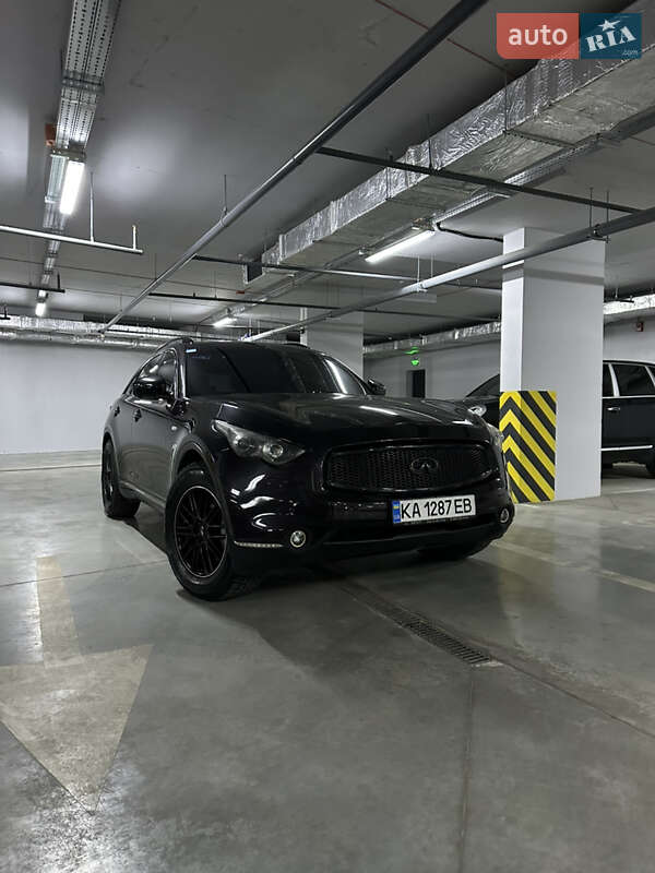 Infiniti Fx 37 (2010)