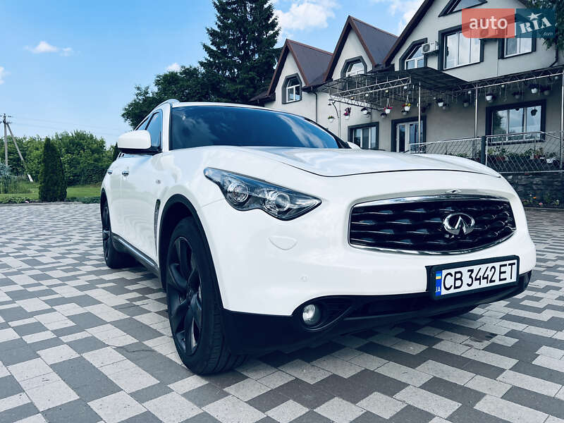 Infiniti Fx 37 (2011)
