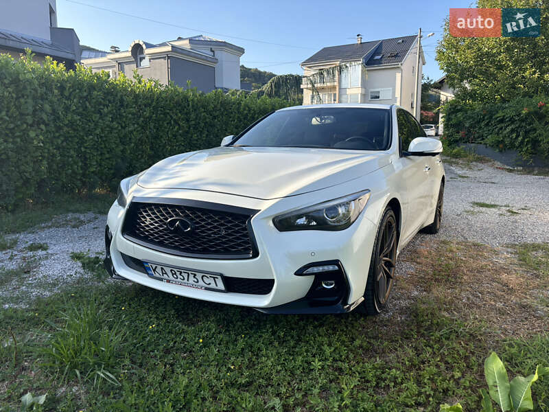 Infiniti Q50 (2016)