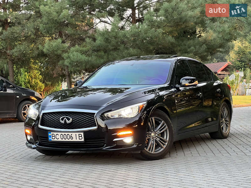 Infiniti Q50 (2015)