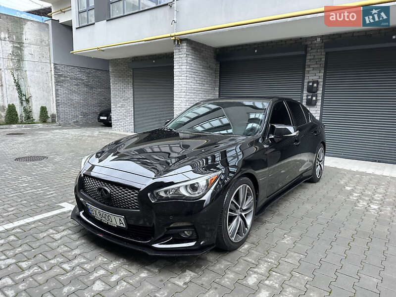 Infiniti Q50 (2014)