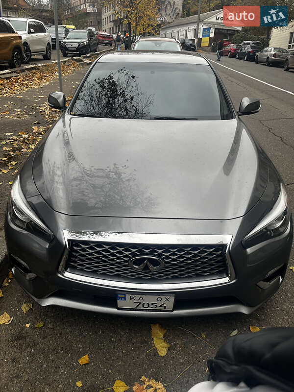 Infiniti Q50 (2015)