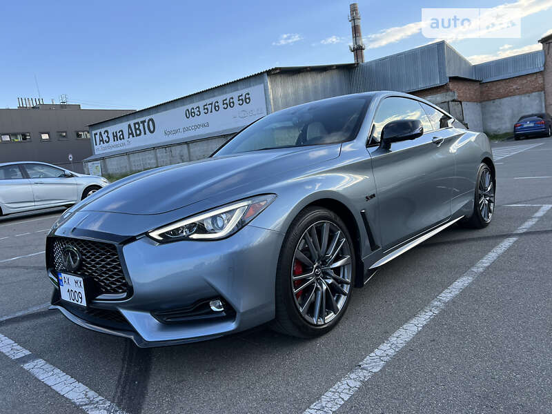 Infiniti Q60 (2017)