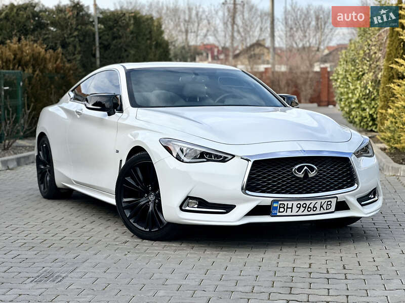 Infiniti Q60 (2016)
