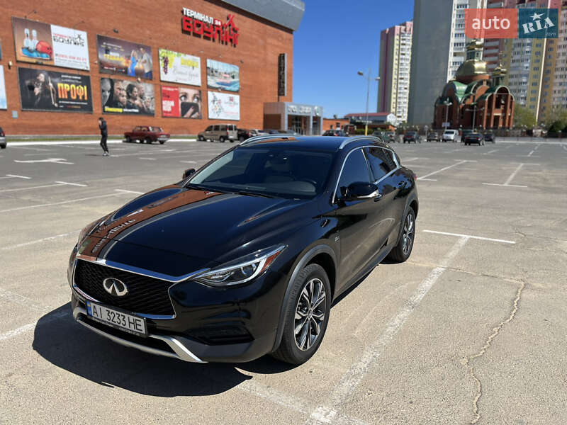 Infiniti Qx30 (2018)