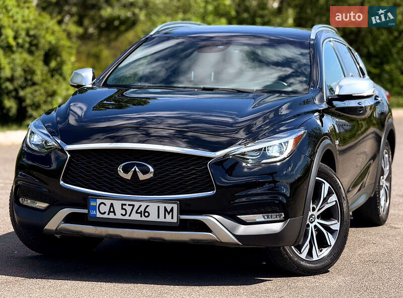 Infiniti Qx30 (2017)