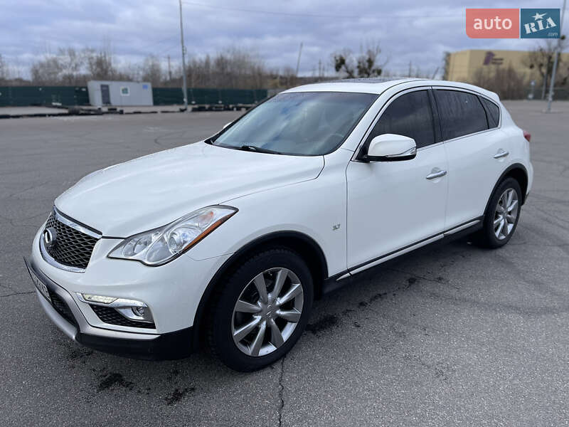 Infiniti Qx50 (2015)