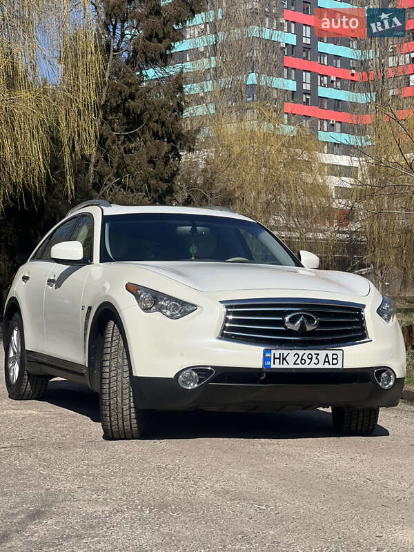 Infiniti Qx70 (2016)