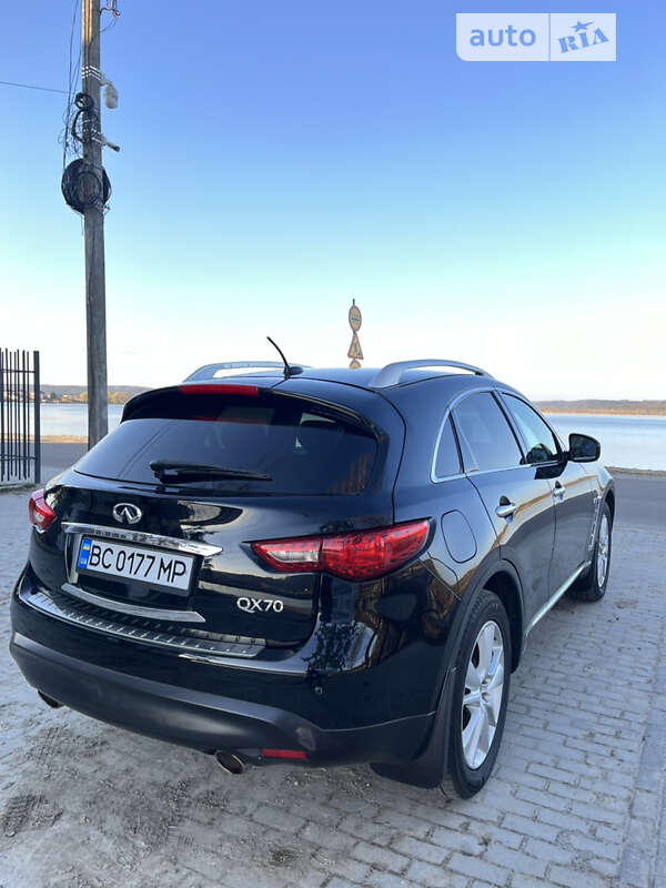 Infiniti Qx70 (2015)