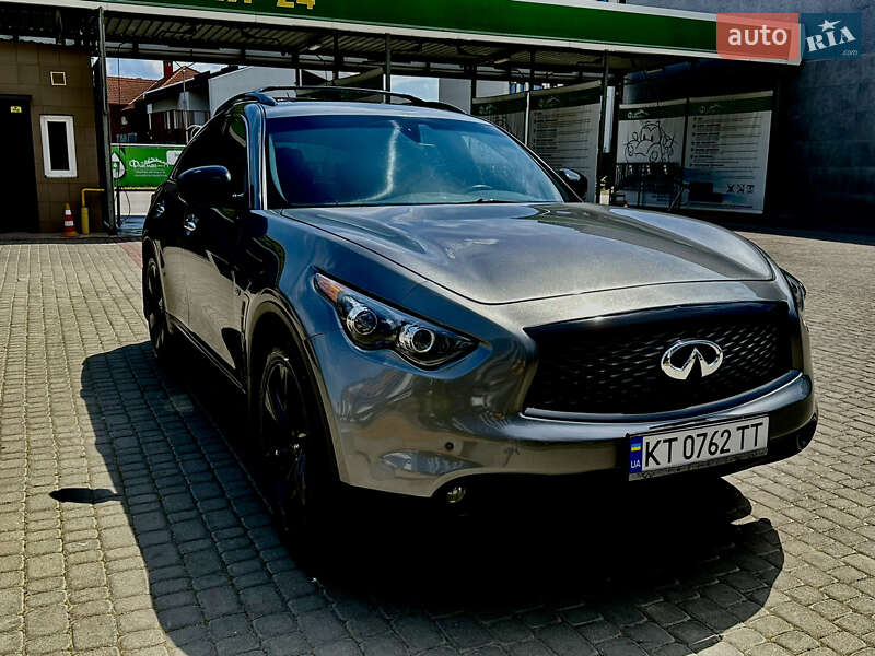 Infiniti Qx70 (2017)