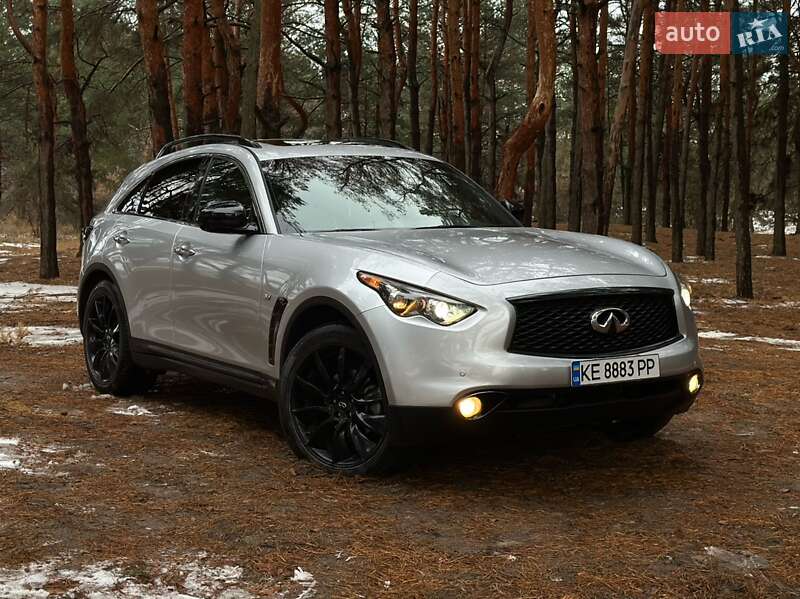 Infiniti Qx70 (2016)