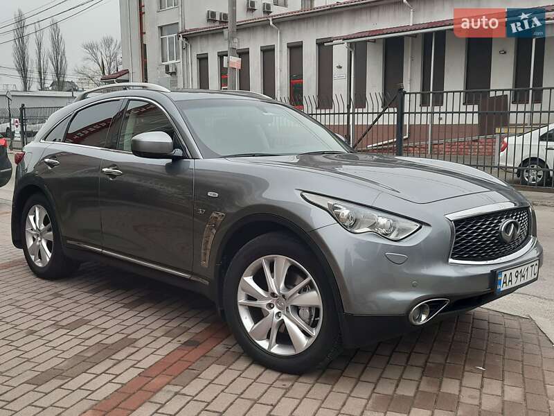 Infiniti Qx70 (2017)