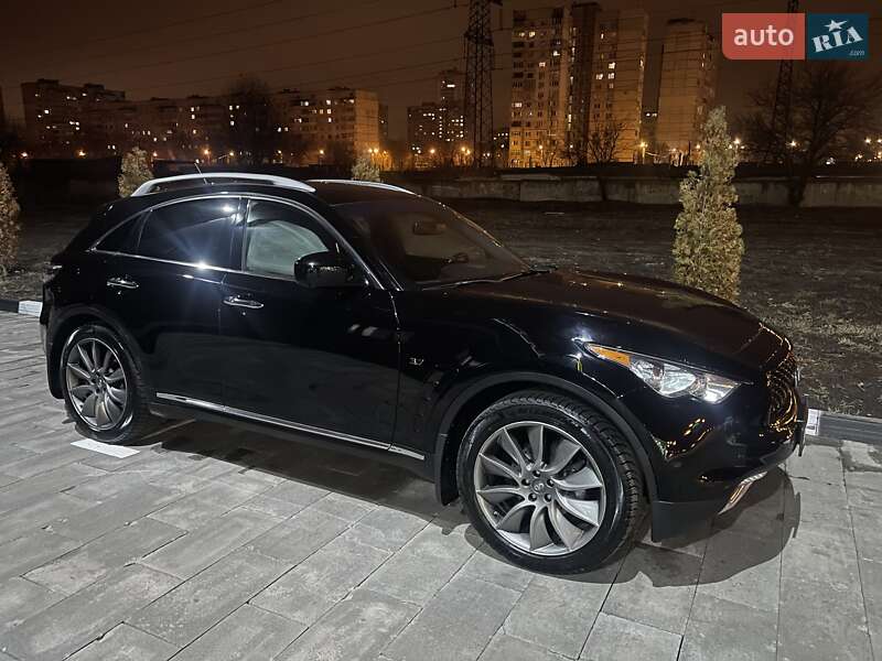 Infiniti Qx70 (2016)