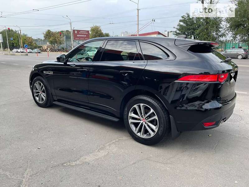 Jaguar F-pace (2020)