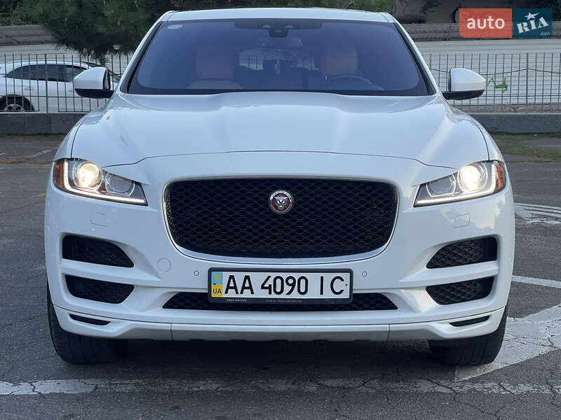 Jaguar F-pace (2017)