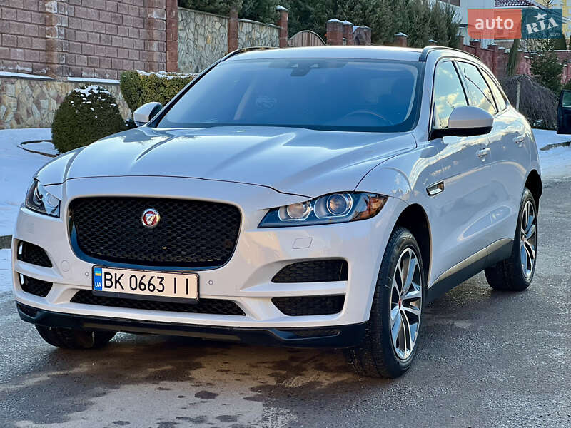 Jaguar F-pace (2016)