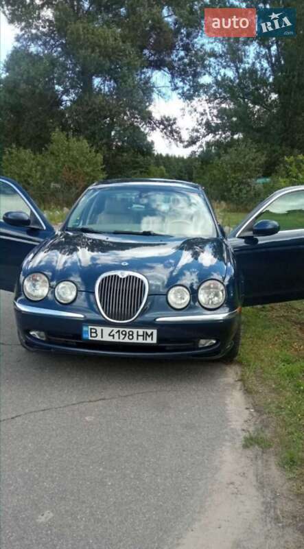 Jaguar S-type (2002)