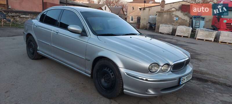 Jaguar X-type (2001)