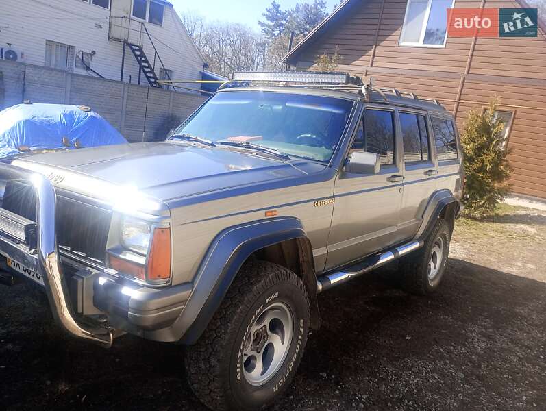 Jeep Cherokee (1994)