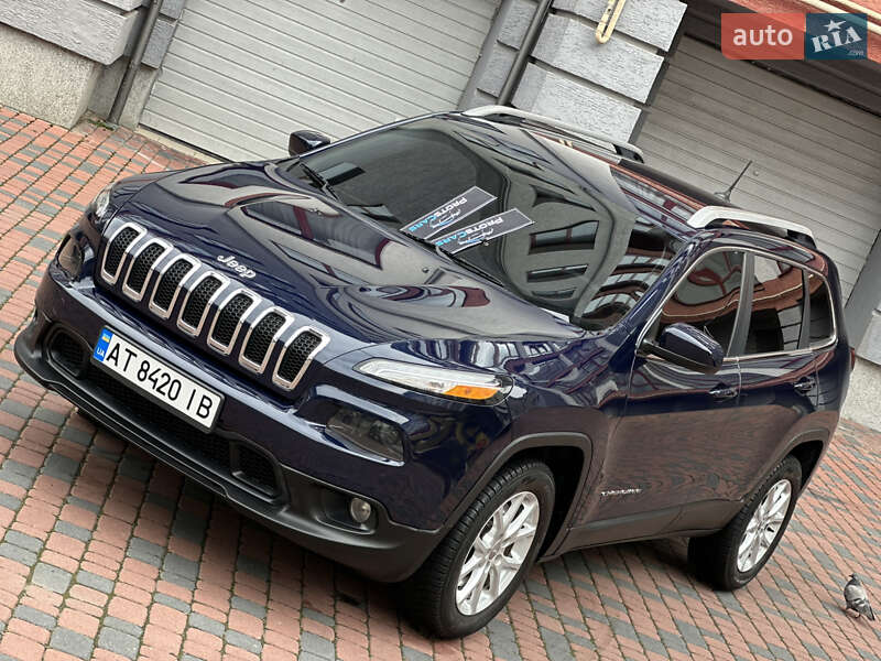 Jeep Cherokee (2015)