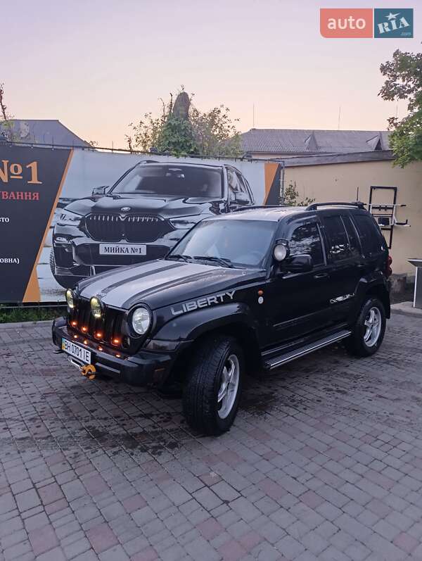 Jeep Cherokee (2005)
