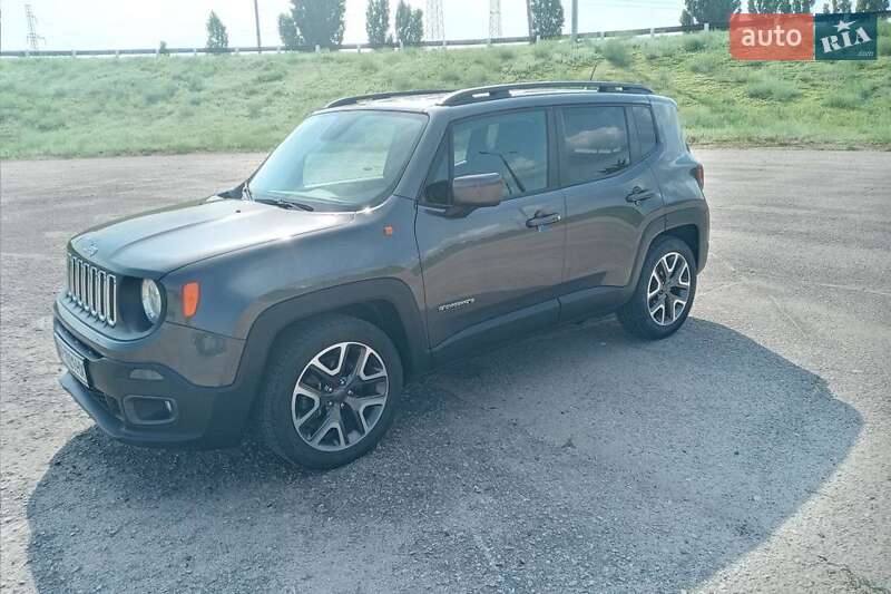 Jeep Renegade (2016)