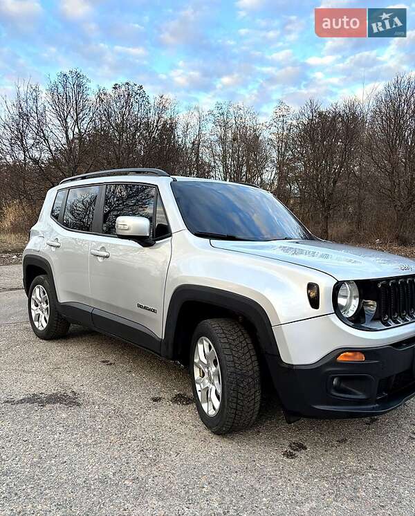 Jeep Renegade (2015)