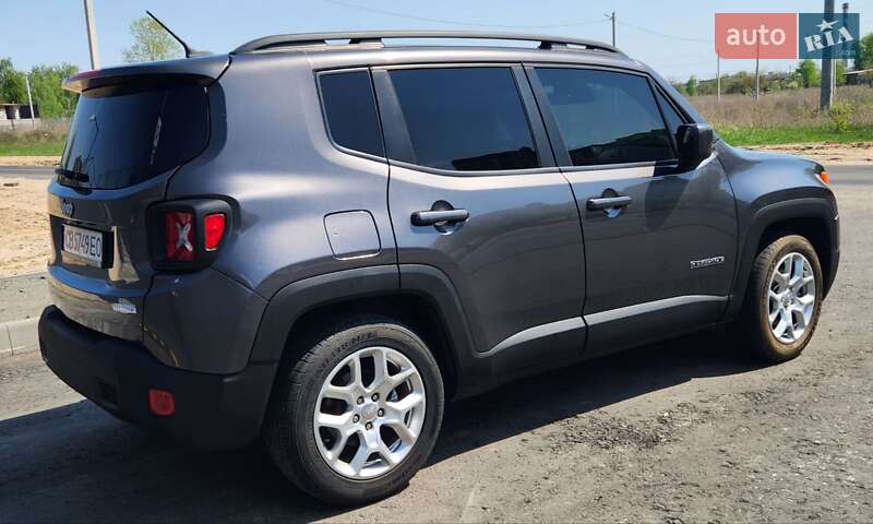 Jeep Renegade (2016)