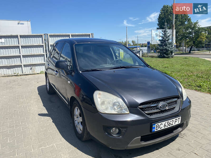 Kia Carens (2007)