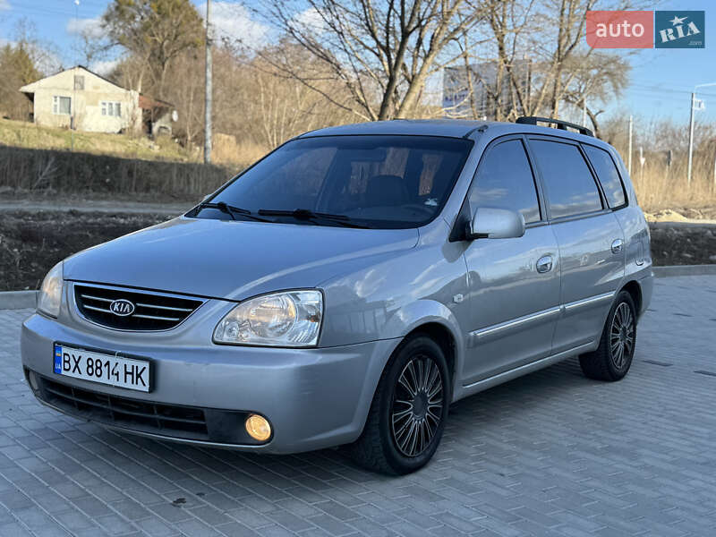 Kia Carens (2004)