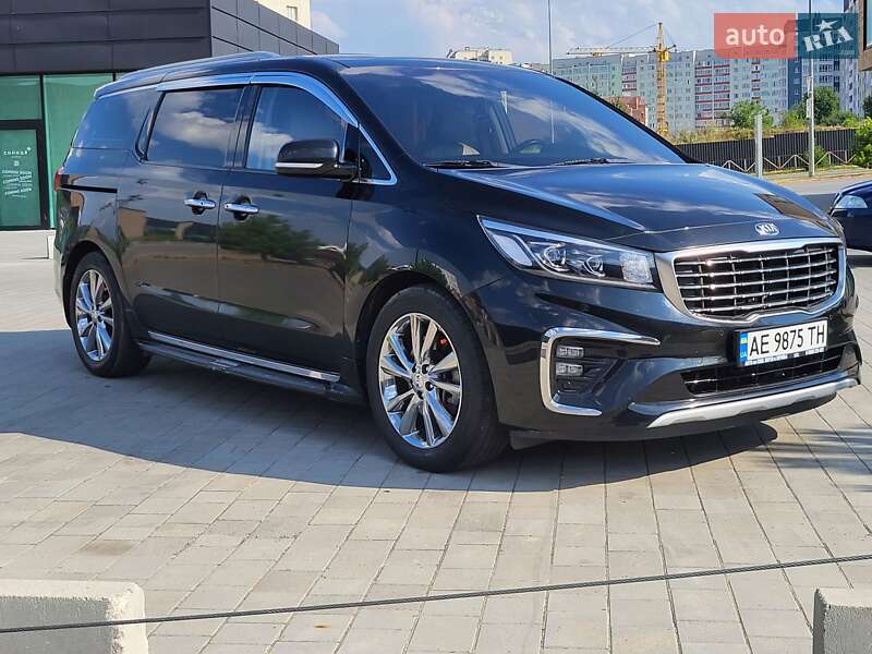 Kia Carnival (2018)