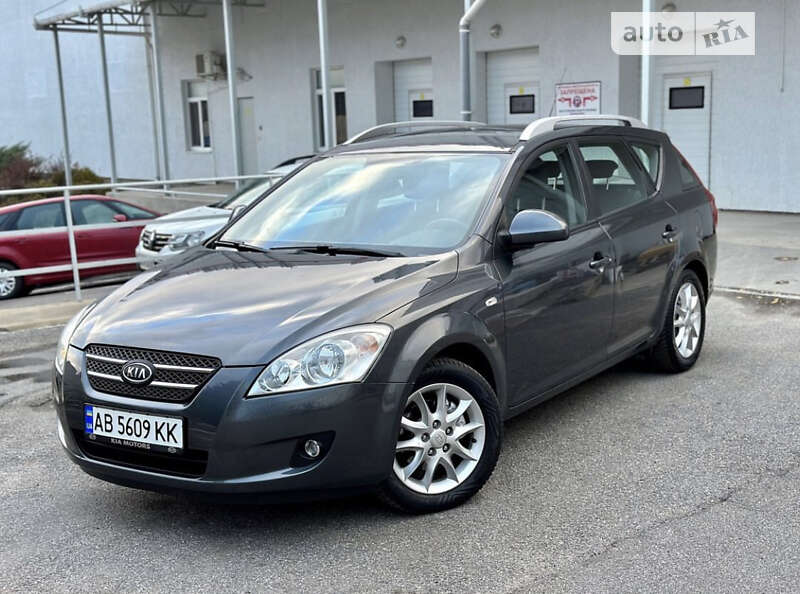 Kia Ceed (2008)