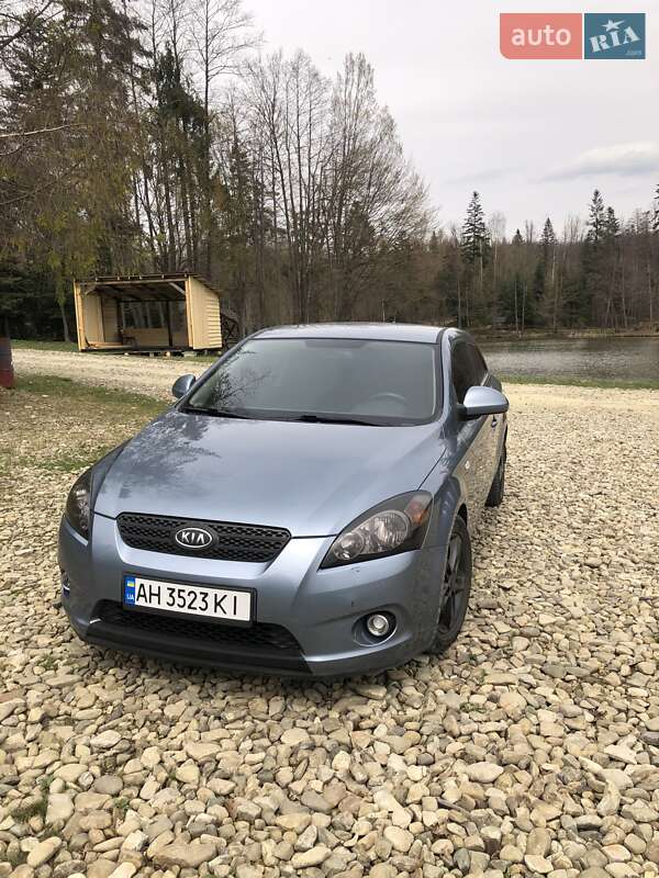Kia Ceed (2008)