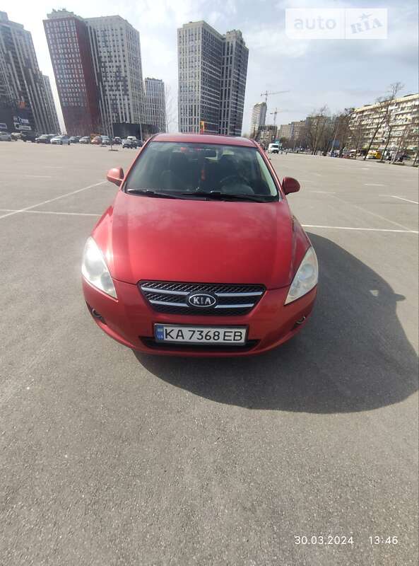 Kia Ceed (2008)