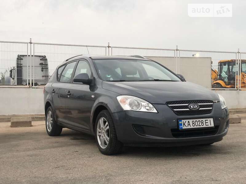 Kia Ceed (2009)