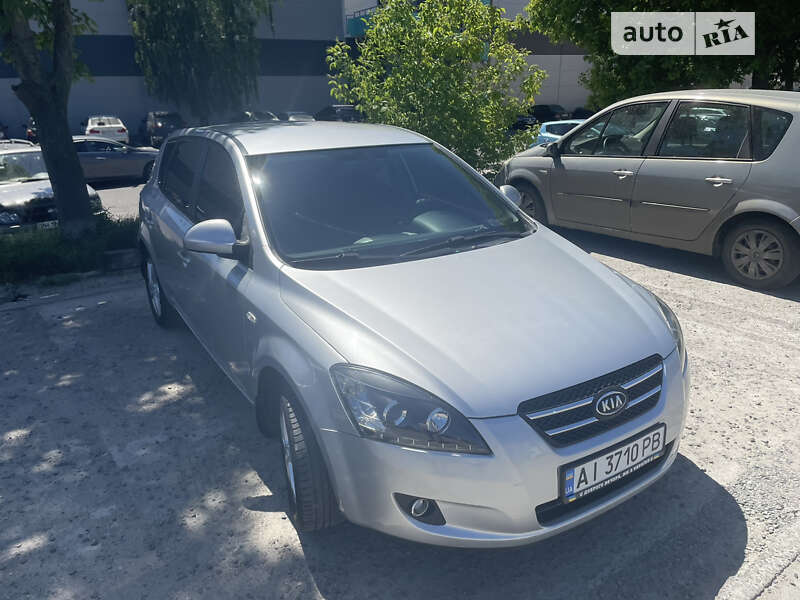 Kia Ceed (2007)